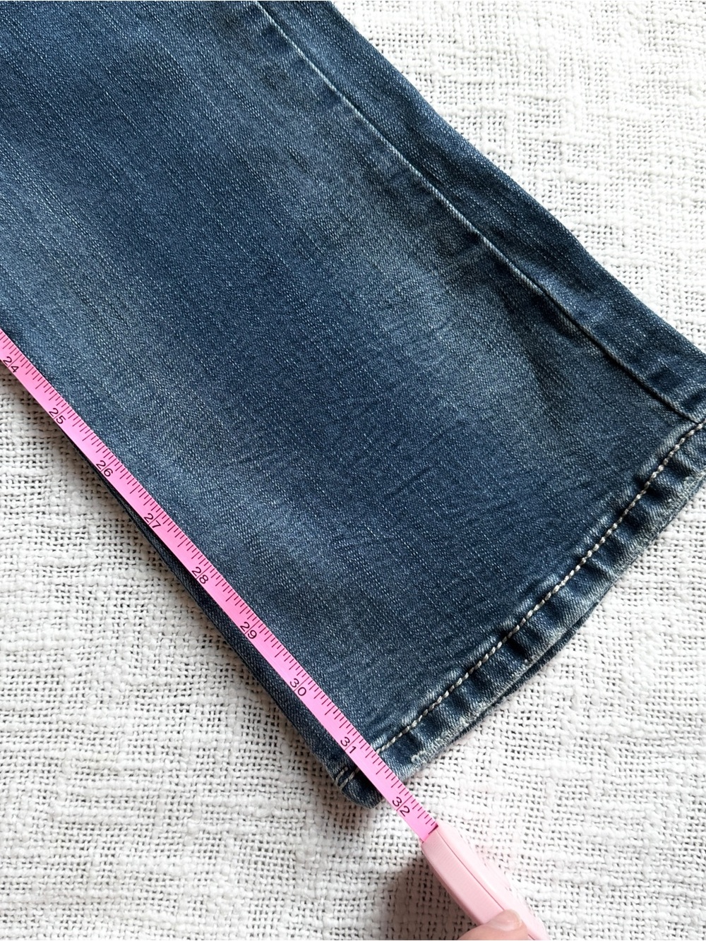 Trinity Ranch Embroidery Embossed Studded Low Rise Bootcut Jeans 🐃 Size 1 - Picture 3 of 8